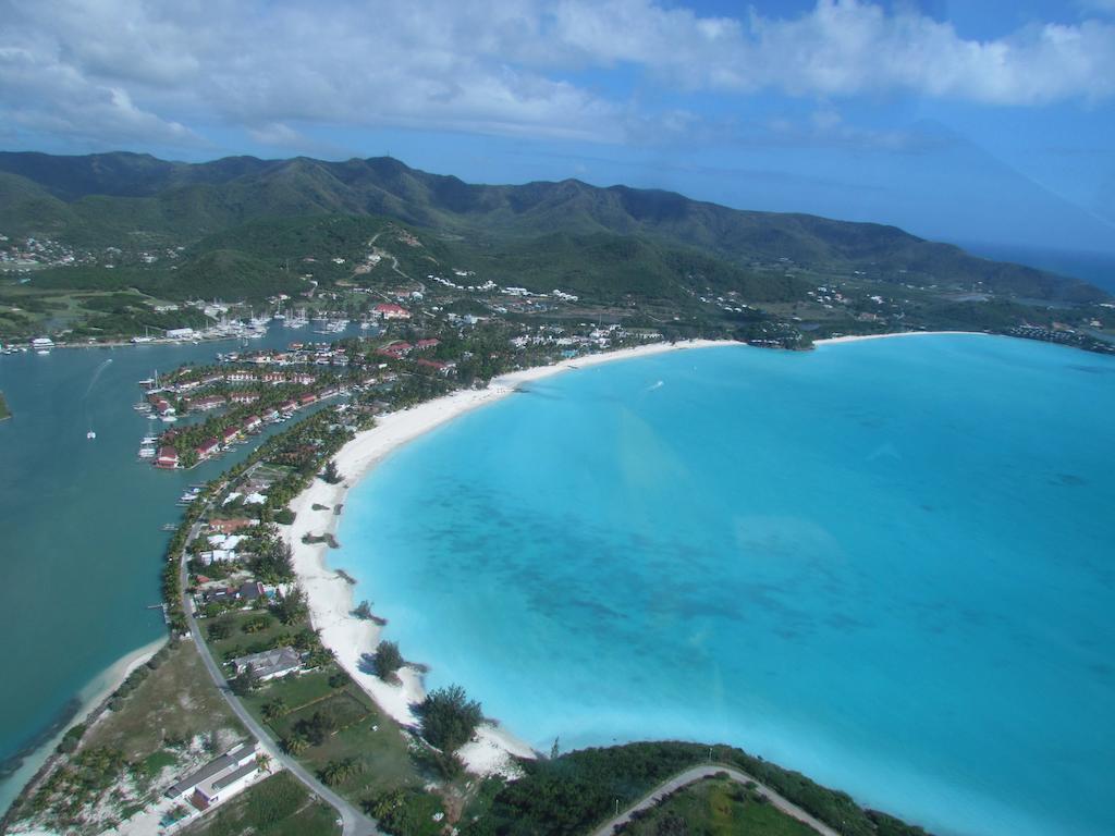 Antigua Chiama Italia Villas Jolly Harbour Rum bild