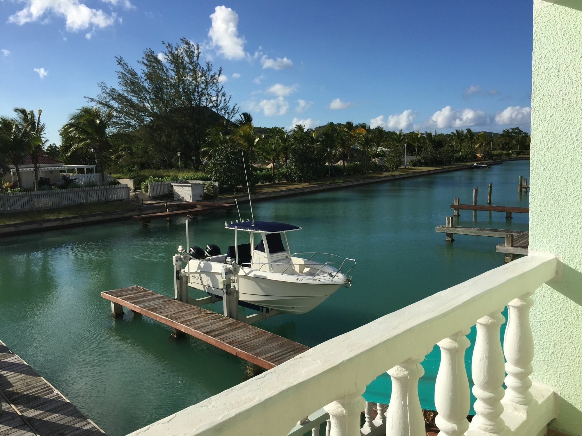 Antigua Chiama Italia Villas Jolly Harbour Exteriör bild