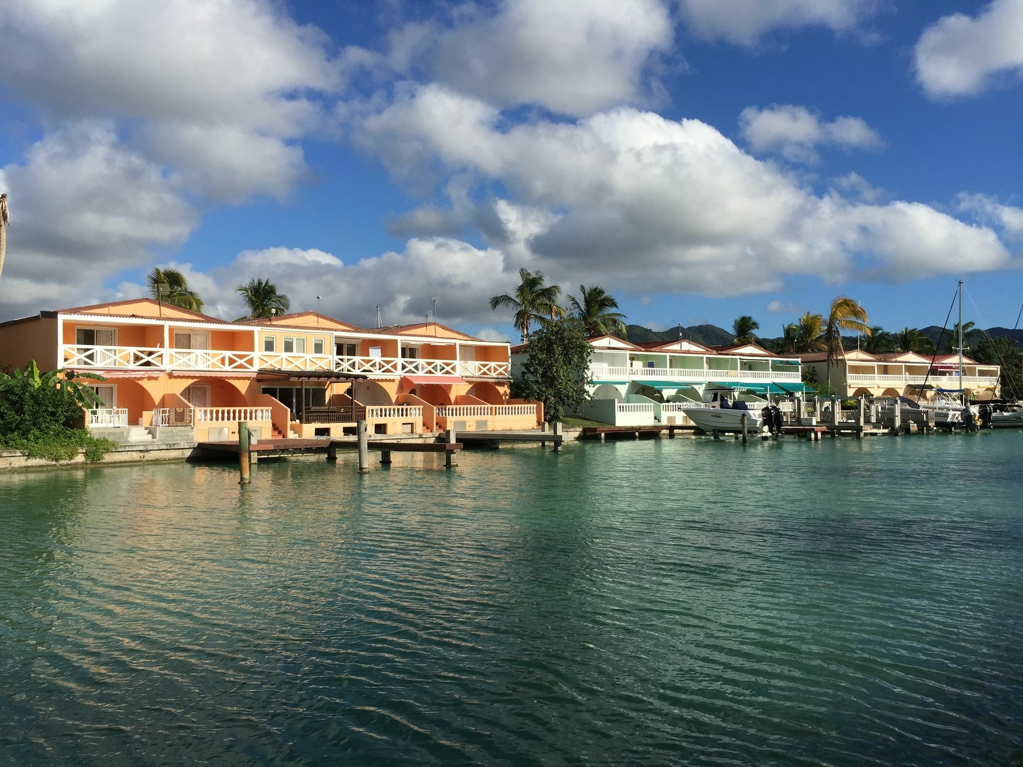 Antigua Chiama Italia Villas Jolly Harbour Exteriör bild